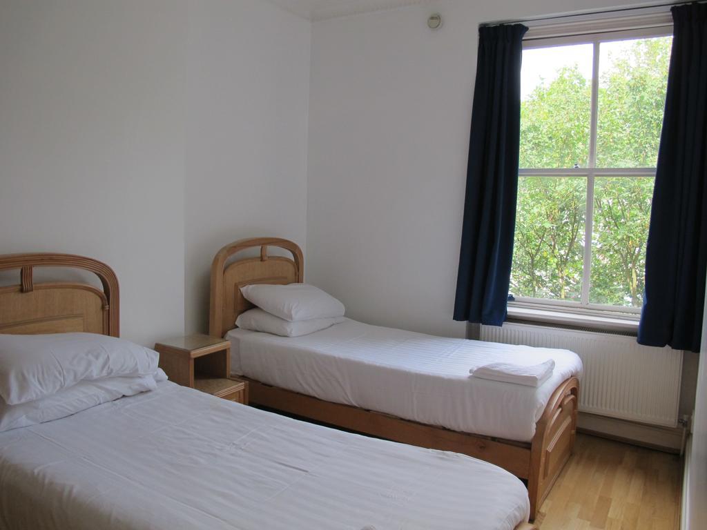 Access Earls Court Apartment London Ruang foto